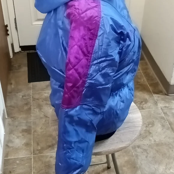 Columbia Jacket - Picture 4 of 10